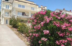 MESIC 4 - Apartment 6 pax with sea view